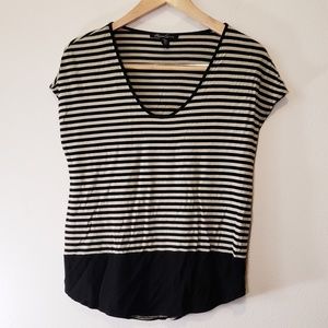 Kenneth Cole New York striped top t shirt v neck